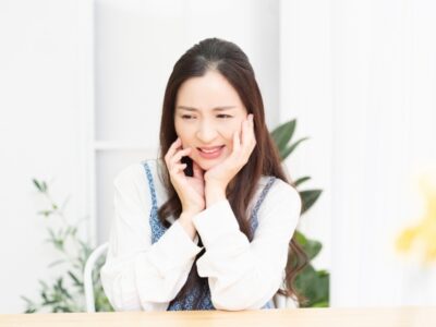 親知らずが原因で歯並びは悪くなる？